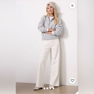 Paige Anessa Utility pocket jeans with 31 inch inseam. White wide leg, size 28.